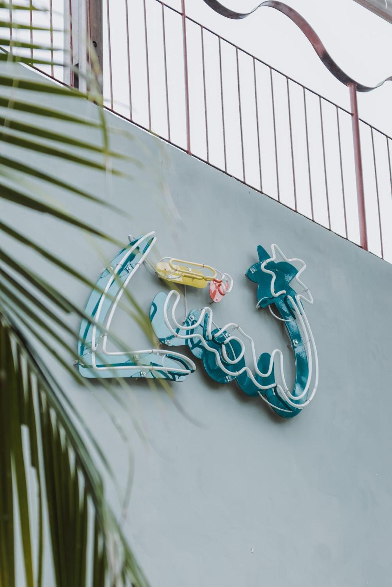 Luau Hotel Guajiru  Luaran gambar